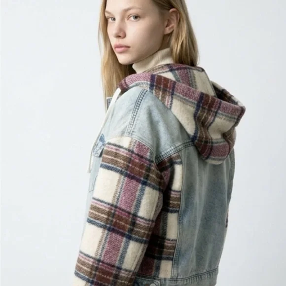 BlankNYC Plaid Denim Hooded Jacket size Medium boxy shape - Picture 3 of 3